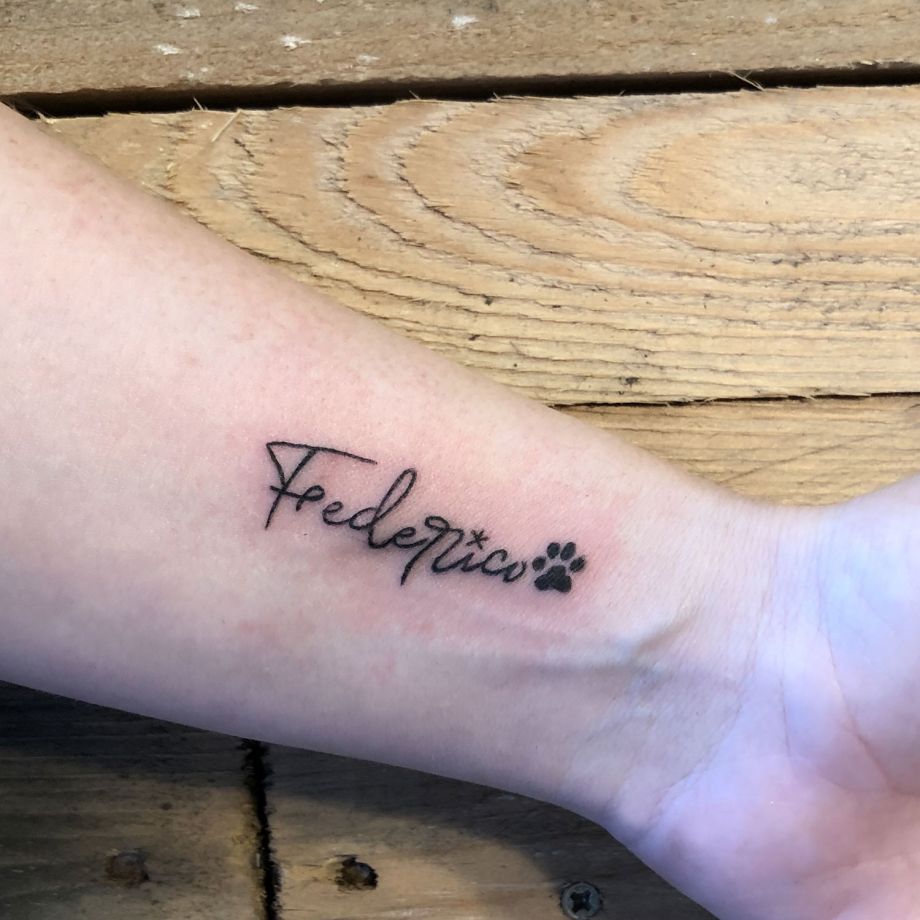 Tatuaje lettering "Federico"