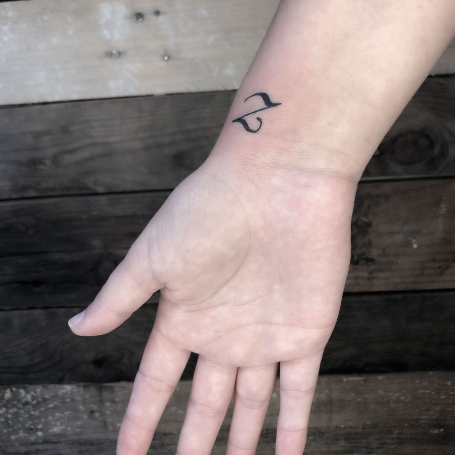 Tatuaje lettering de la letra Z